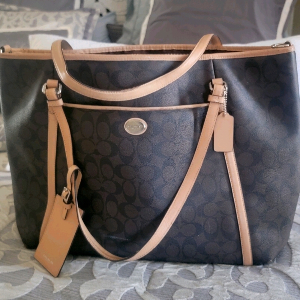 Coach tote